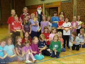 Nikolaus beim Kinderturnen