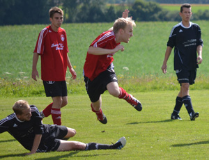 Johannes Schullerus beim Testspiel in Bronn